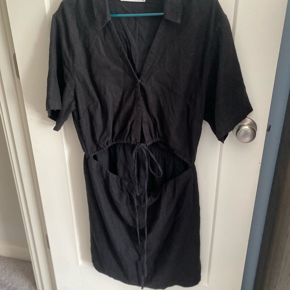 A&F knit dress with cutout